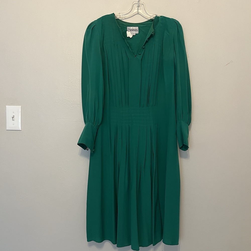 Vintage Cassis Emerald Green 100% Silk Pleated Midi Dress Womens 8 Long Sleeve